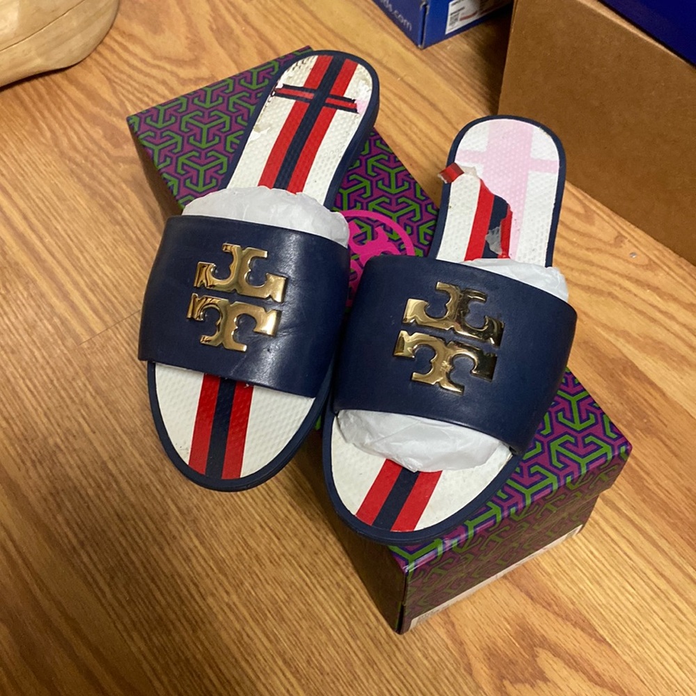 Tory burch eleanor slide sandals gold logo - Picture 1 of 5